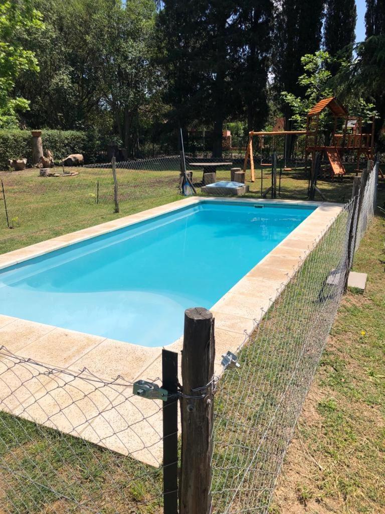 Ezeiza Quinta Cedro Azul 10 Min Del Aeropuerto Villa Eksteriør billede